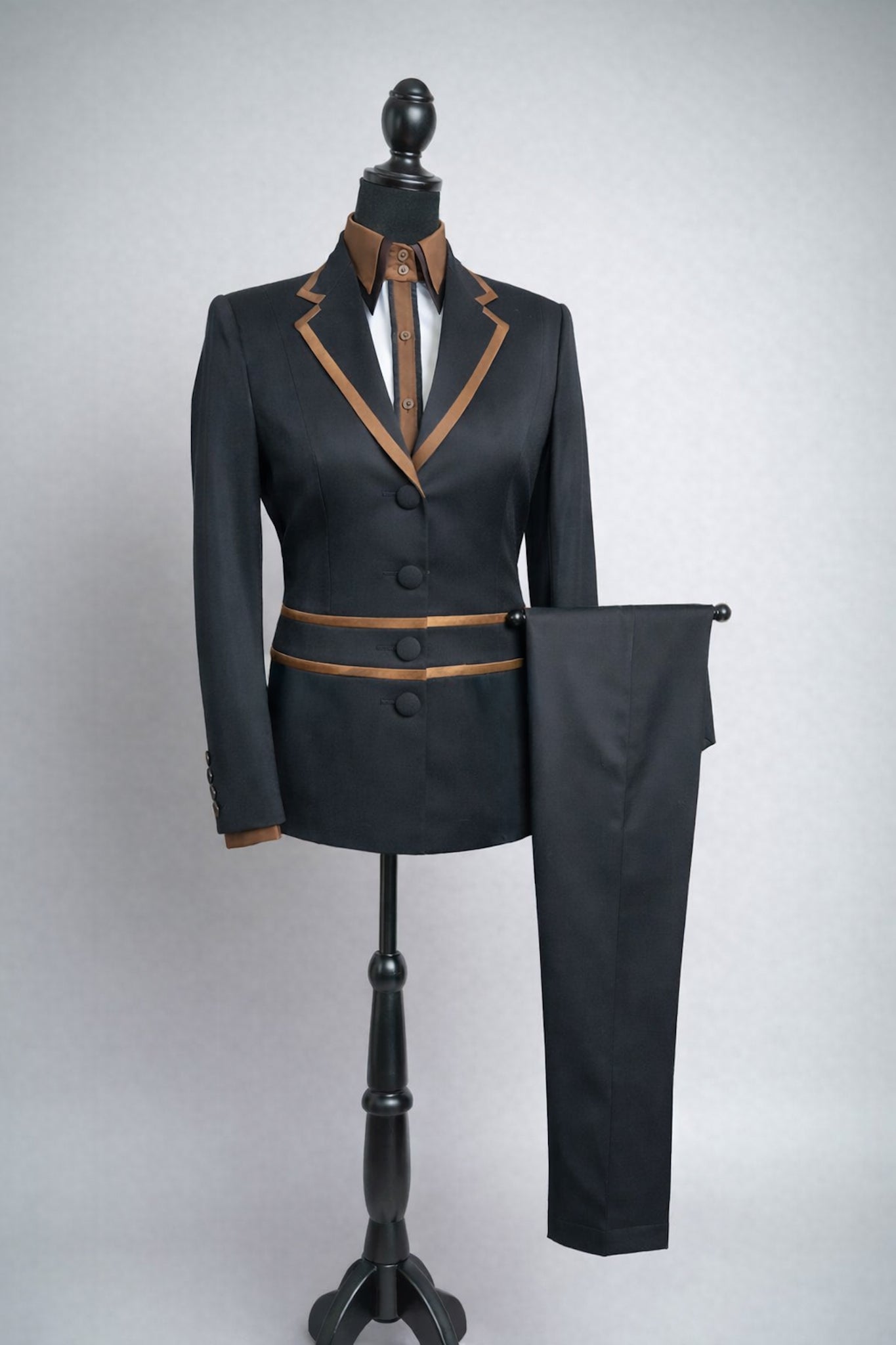 Black/Chocolate Showmanship/Halter Suit