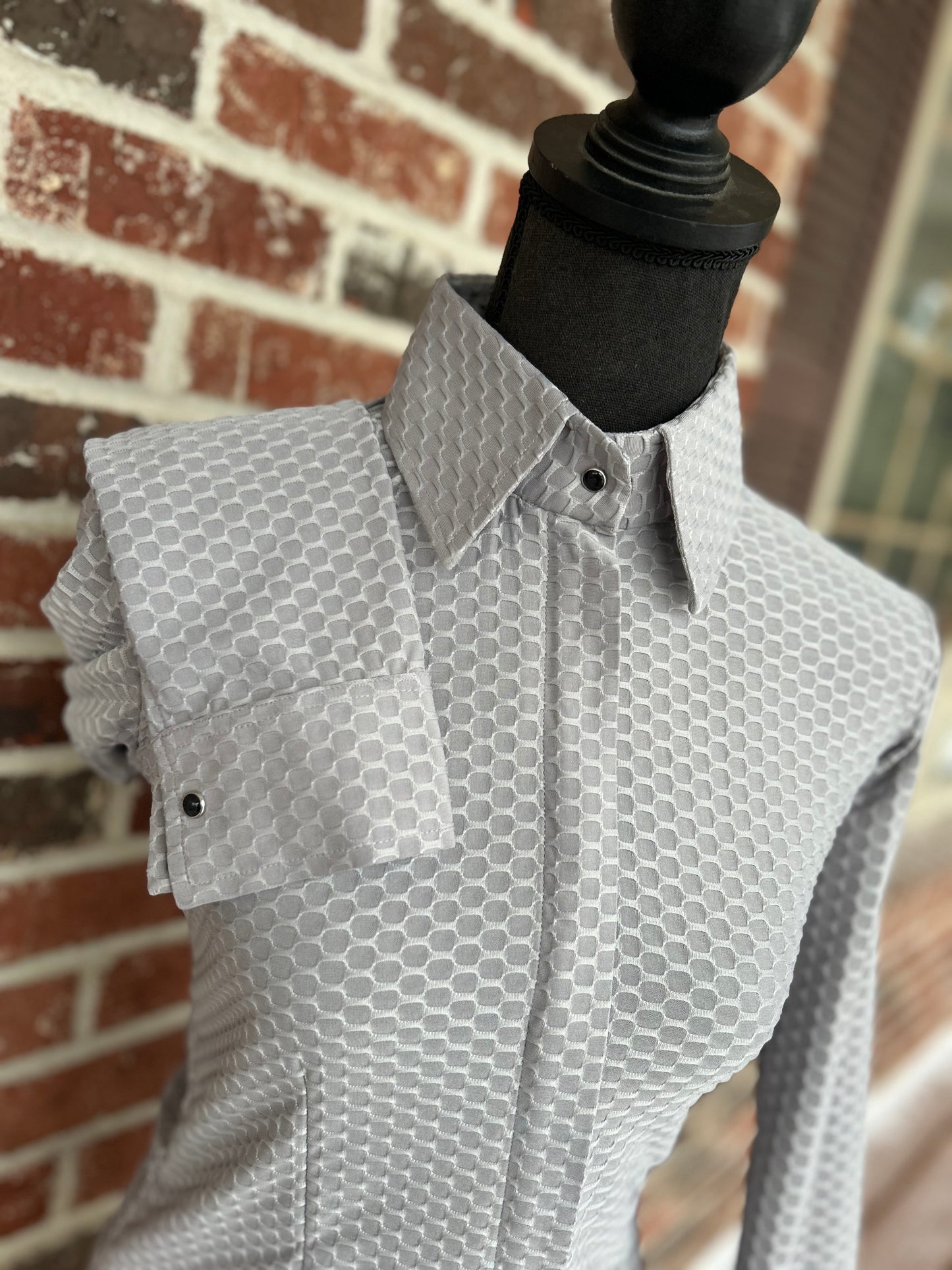 Grey Scalloped Show Shirt