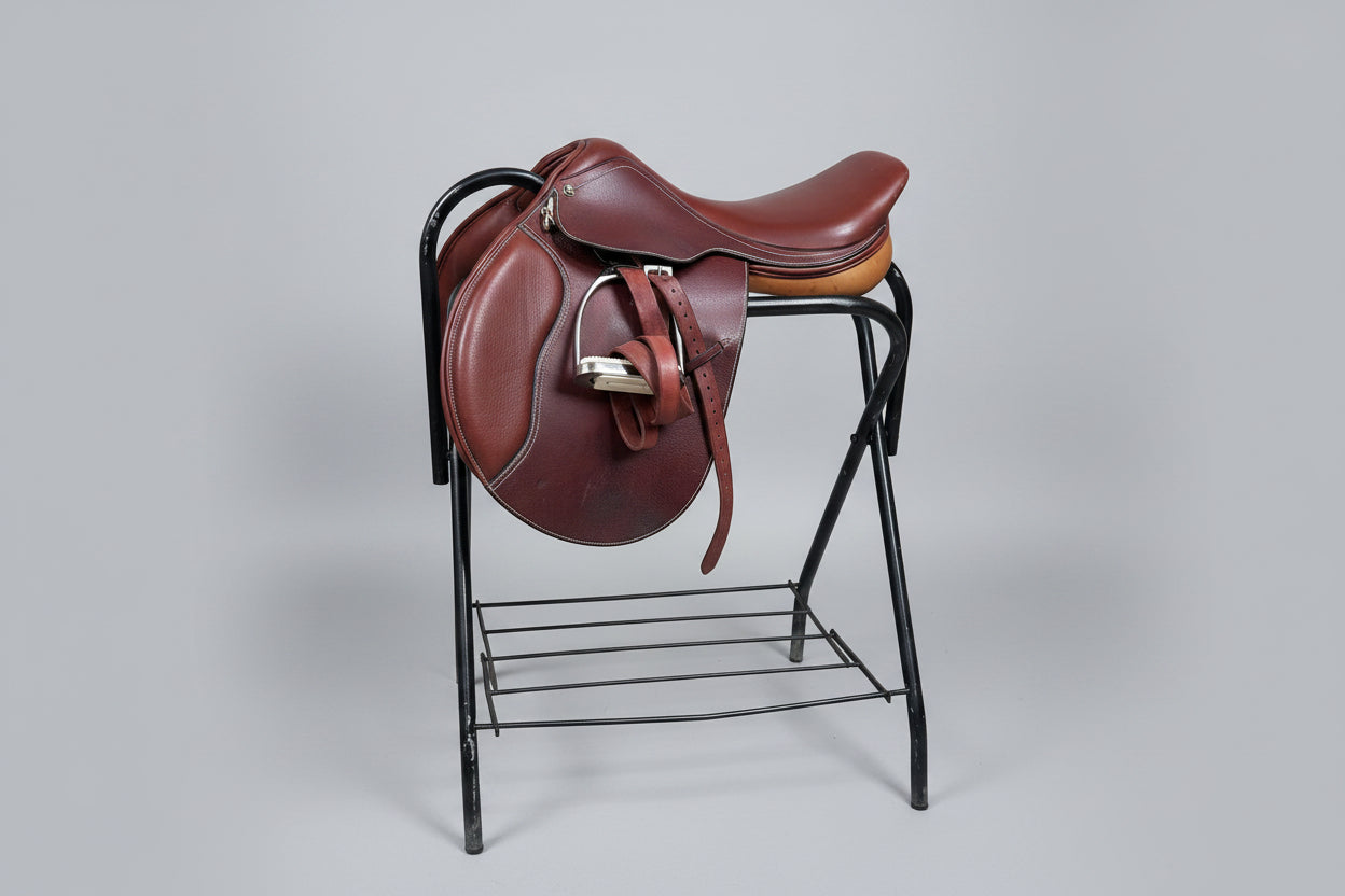 Ovation English Saddle