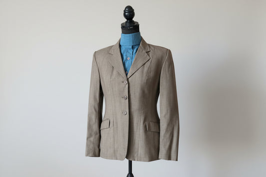 Ladies Hunt Seat Set: Jacket, Shirt & Breeches